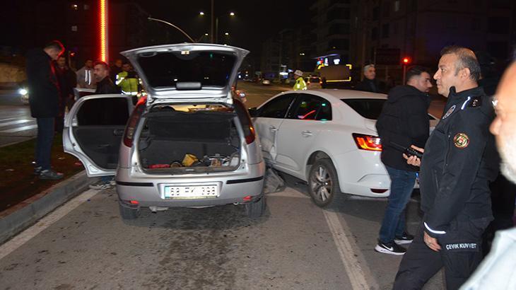 ‘Dur’ ihtarına uymadı, takip sırasında Emniyet Müdürü Yardımcısının aracına çarptı