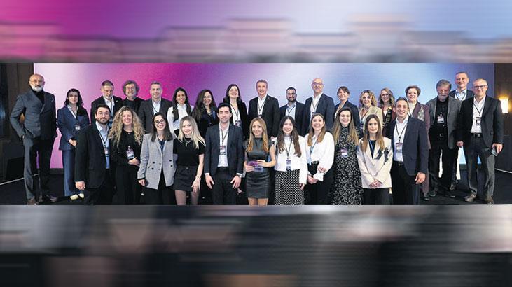 Yapay zekâ iş ve bilim dünyasını buluşturdu